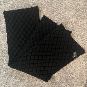 CHANEL CASHMERE SCARF